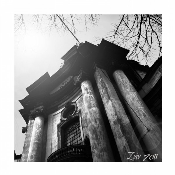 Фотовиставка Вікторії Величко